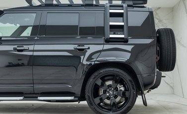 Land Rover Defender 110 D300 Hard Top X-Dynamic HSE 27