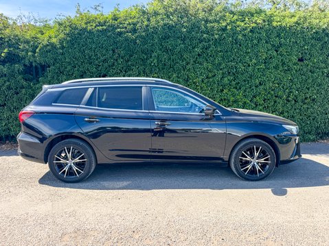 MG MG5 61.1kWh Trophy Long Range Estate 5dr Electric Auto (156 ps) 6