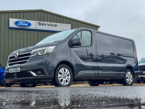 Renault Trafic LWB L2H1 Ll30 Sport Dci Air Con Navigation Sensors EURO 6 SELECT 1