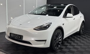 Tesla Model Y PERFORMANCE AWD White Interior Towing Package One Owner VAT Q 5
