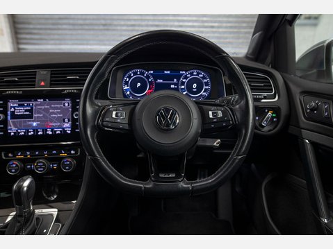 Volkswagen Golf 2.0 TSI R DSG 4Motion Euro 6 (s/s) 5dr 32