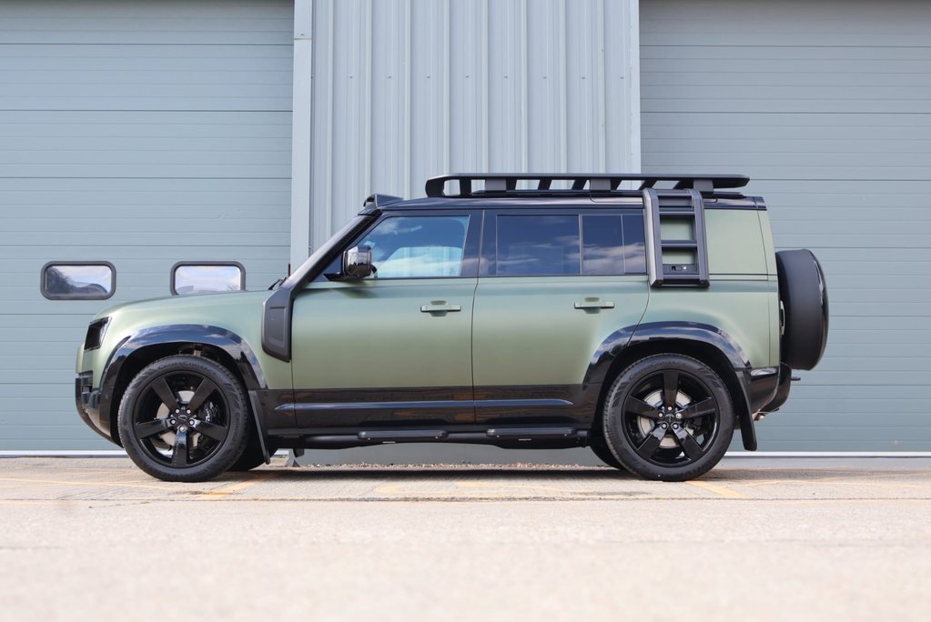 Land Rover Defender 110 2026 HARD TOP X-DYNAMIC HSE 350 WORLD TOUR 2 EDITON REAR  SEATS FITTED PPF  9