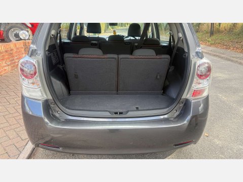 Toyota Verso 2.0 Verso TR D-4D 5dr 13