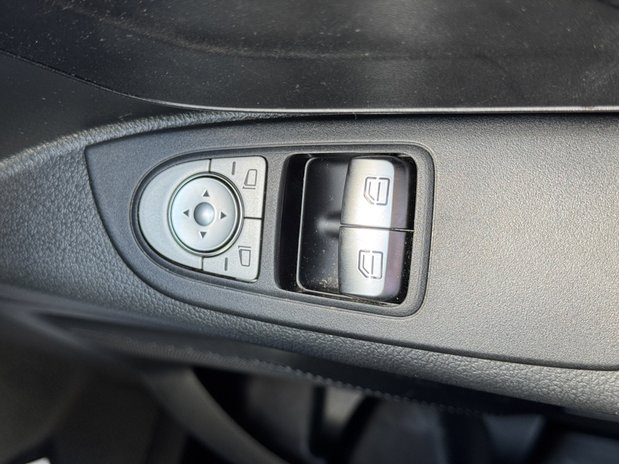 Mercedes-Benz Vito AUTO LWB L2H1 Low Roof Progressive 114 Camera EURO 6 24
