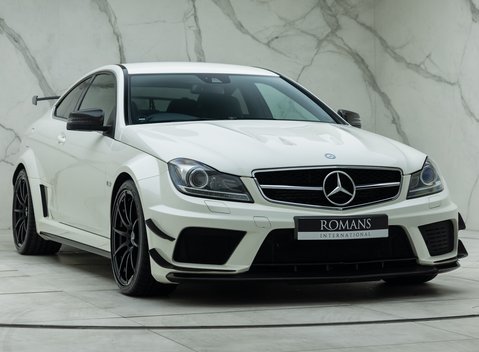 Mercedes-Benz C63 AMG Black Series 5