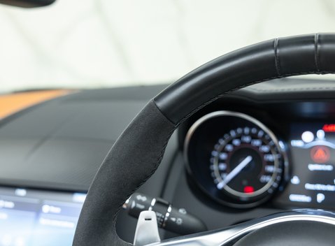 Jaguar F-Type SVR Convertible 37