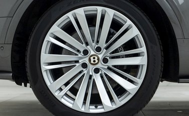 Bentley Bentayga Speed 8