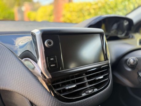 Peugeot 208 1.2 208 Tech Edition S/S 5dr 28