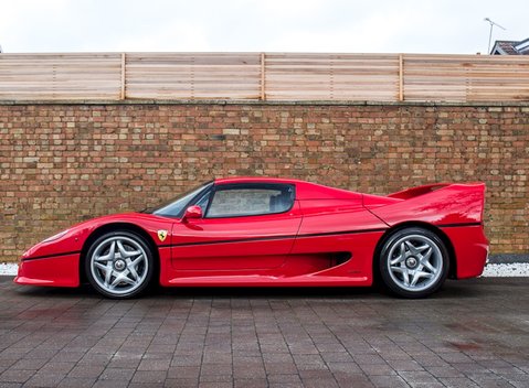 Ferrari F50 38