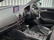 Audi RS3 2.5 TFSI Sportback 5dr Petrol S Tronic quattro Euro 6 (s/s) (Nav) (367 ps) 8
