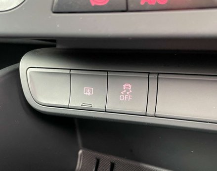 Audi A1 1.0 A1 Sport Nav TFSI Semi-Auto 3dr 44