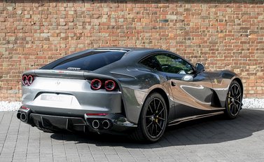 Ferrari 812 Superfast 7