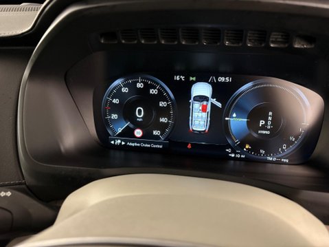 Volvo XC90 2.0h T8 Twin Engine Recharge 11.6kWh Inscription Pro Auto 4WD Euro 6 (s/s) 17