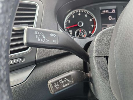 Volkswagen Sharan 1.4 TSI BlueMotion Tech SE MPV 5dr Petrol DSG Euro 5 (s/s) (150 ps) 40