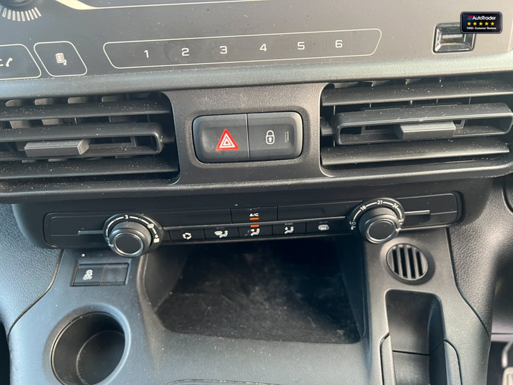 2019 Vauxhall ComboSWB L1H1 2300 Sportive Air Con Sensors EURO 6 NO VAT — thumbnail 39 of 51