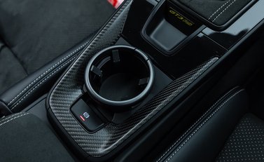 Porsche 911 GT3 RS (992) 28