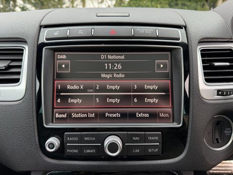 Volkswagen Touareg 3.0 TDI V6 R-Line Plus Tiptronic 4WD Euro 6 (s/s) 5dr 23