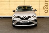 Renault Captur TECHNO E-TECH 5