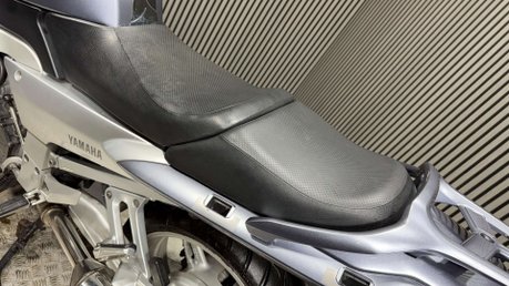 Yamaha FJR1300 2004 ONLY 36K SPARES OR REPAIR SPORTS TOURER PROJECT BIKE 8