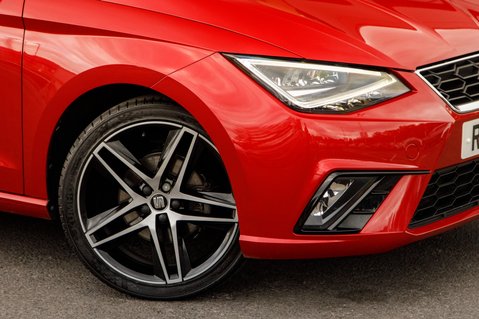 SEAT Ibiza TSI FR SPORT 11