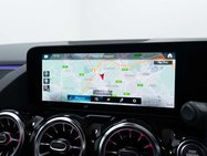 Mercedes-Benz GLA 2.0 GLA220d AMG Line (Premium Plus) SUV 5dr Diesel 8G-DCT 4MATIC Euro 6 (s/ 24