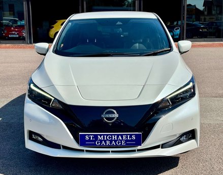 Nissan LEAF Leaf Tekna Electric 110kw, 39kwh (Automatic) 5