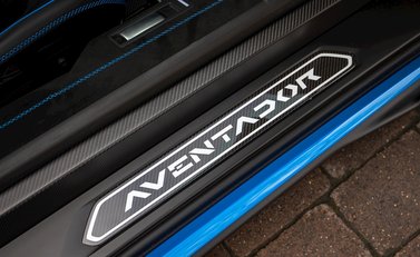 Lamborghini Aventador SVJ LP 770-4 24