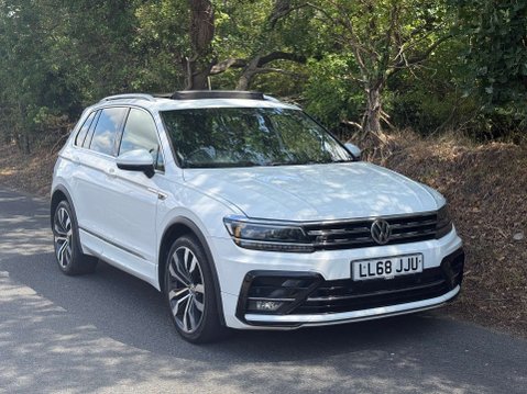 Volkswagen Tiguan 2.0 Tiguan R-Line TDI Semi-Auto 5dr 1
