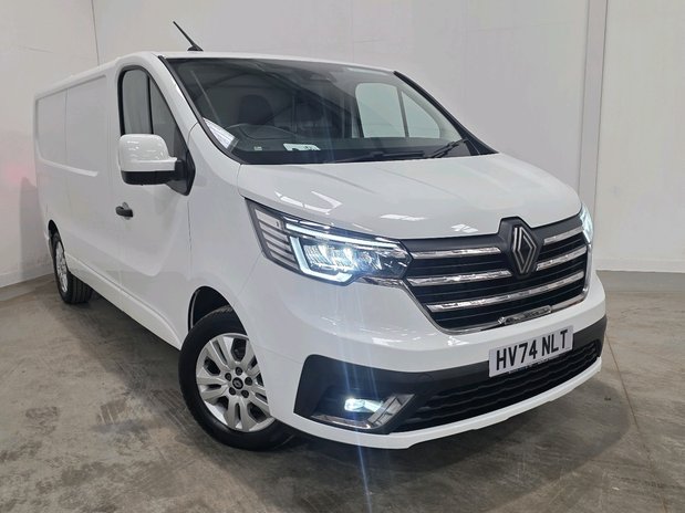 Renault Trafic RENAULT TRAFIC LWB DIESEL LL30 Blue dCi 130 Extra [Safety] Van 1