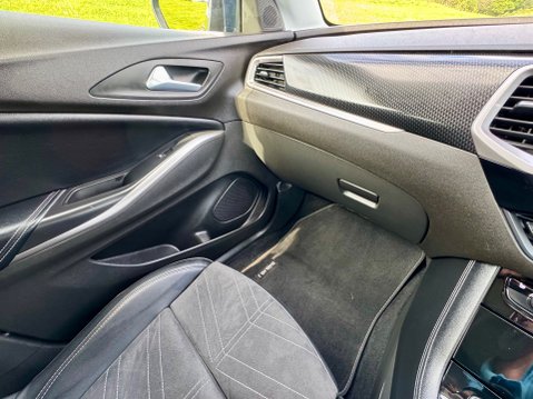 Vauxhall Grandland ULTIMATE 47