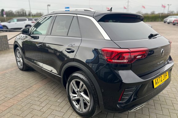 Volkswagen T-Roc R-LINE 2.0 TSI 4MOTION DSG AUTOMATIC 9
