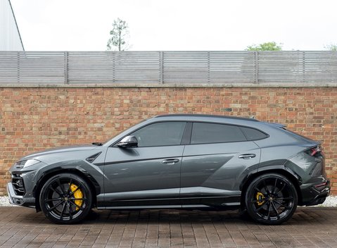 Lamborghini Urus 2