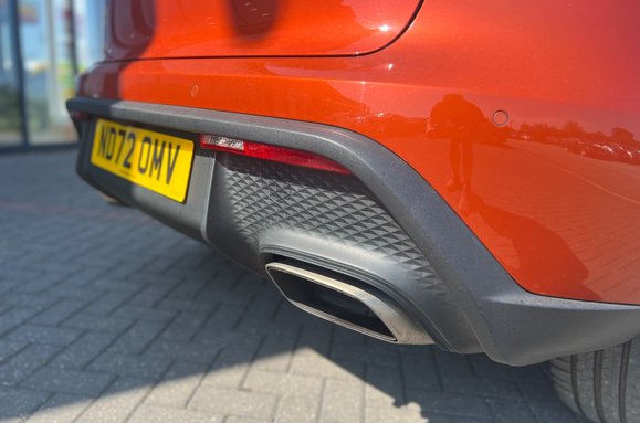 Porsche Macan PDK 11