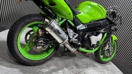 Kawasaki ZX 1995 44K PROJECT SPORTS BIKE SPARES OR REPAIR 900CC 5