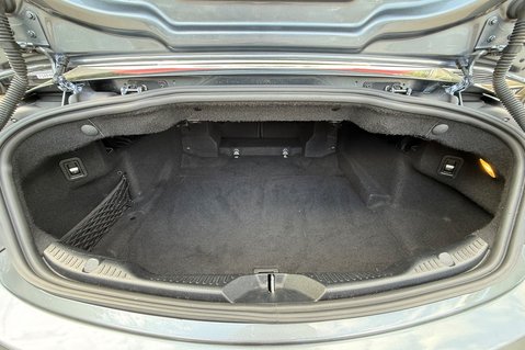 Mercedes-Benz C Class C 220 D AMG LINE PREMIUM PLUS - SELENITE GREY WITH CRANBERRY LEATHER 65