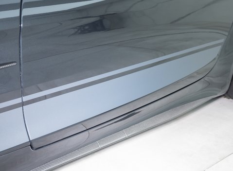 Mercedes-Benz AMG GT R PRO 38