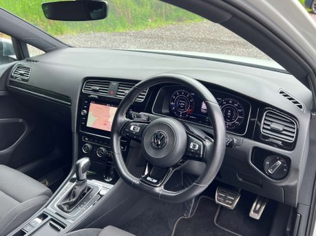 Volkswagen Golf 2.0 Golf R TSi 4Motion Semi-Auto 4WD 5dr 16