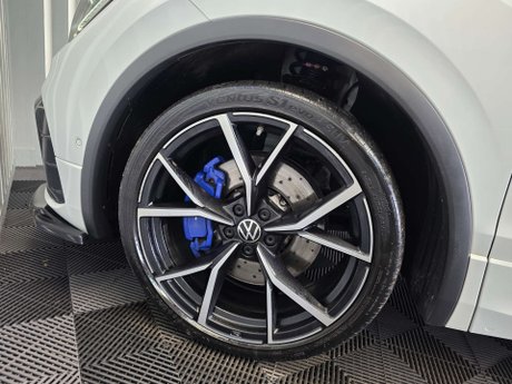 Volkswagen Tiguan 2.0 TSI R SUV 5dr Petrol DSG 4Motion Euro 6 (s/s) (320 ps) 27