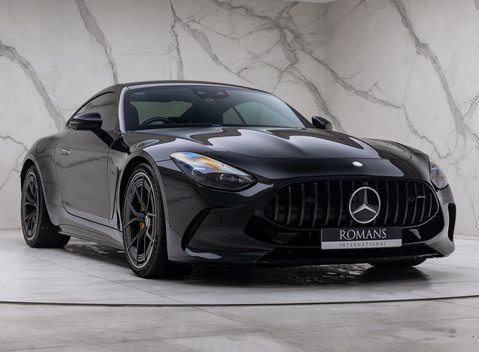 Mercedes-Benz Amg GT 63 PREMIUM + 6