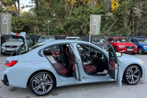 BMW 3 Series 330E M SPORT PHEV -TACORA RED LEATHER -COMF/VIS PACKS -HARMAN KARDON -VATQ 17