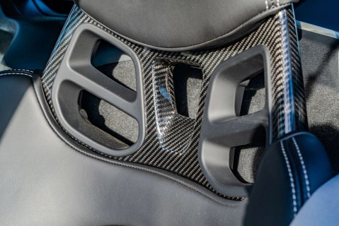 Porsche 718 Cayman GT4 PDK 18