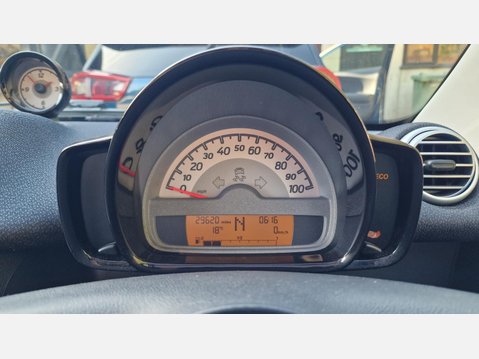 Smart Fortwo Coupe 1.0 MHD Passion Coupe 2dr Petrol SoftTouch Euro 5 (s/s) (71 bhp) 10