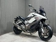 Honda VFR 2011 ONLY 22K NEW MOT SERVICED TOP BOX TOURER 800CC 2