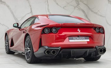 Ferrari 812 Superfast 7