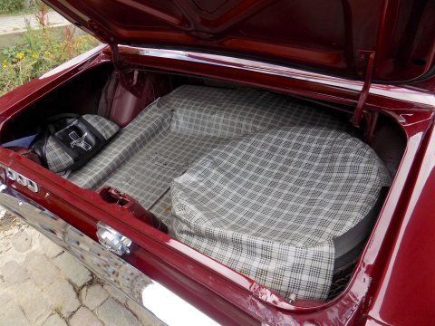 Ford Mustang 289 Hardtop Coupe 37