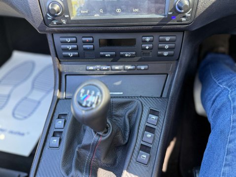 BMW M3 3.2 M3 2dr 76