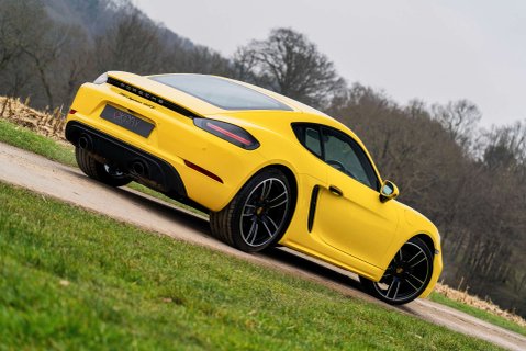 Porsche 718 Cayman GTS 20