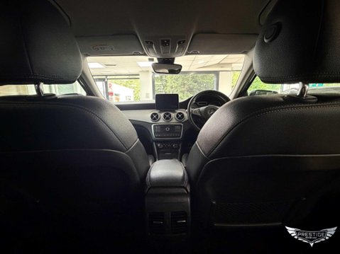 Mercedes-Benz GLA 2.1 GLA220d Sport (Premium) 7G-DCT 4MATIC Euro 6 (s/s) 5dr 82