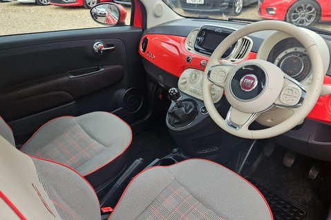 Fiat 500 1.2 LOUNGE LOOK! JUST 62000 MILES! 1 PREVIOUS KEEPER! GLASS ROOF ,BLUETOOTH 9