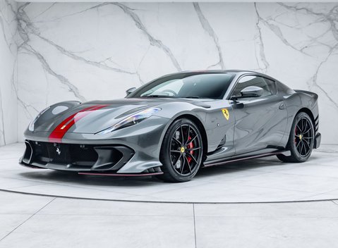 Ferrari 812 Competizione 1